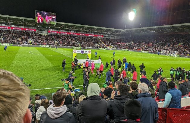 Sân vận động Gtech Community Stadium: Từ Griffin Park đến biểu tượng Brentford