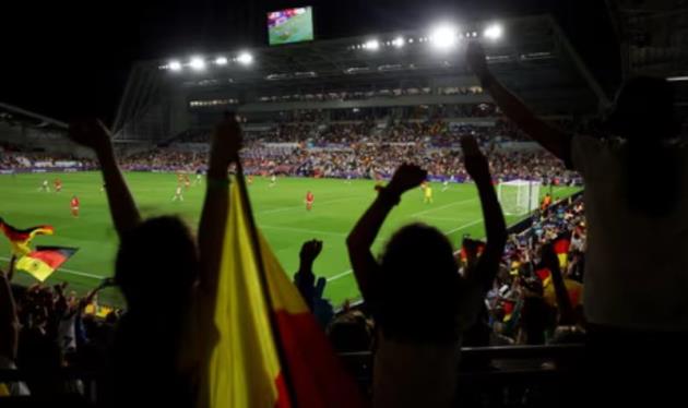 Sân vận động Gtech Community Stadium: Từ Griffin Park đến biểu tượng Brentford