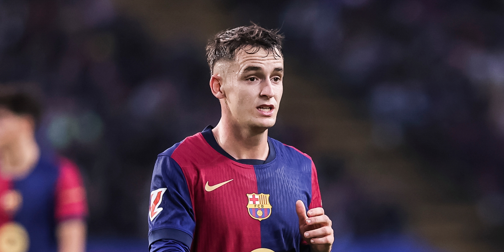 Marc Casado: Ngôi sao trẻ Barcelona trước ngưỡng cửa Premier League
